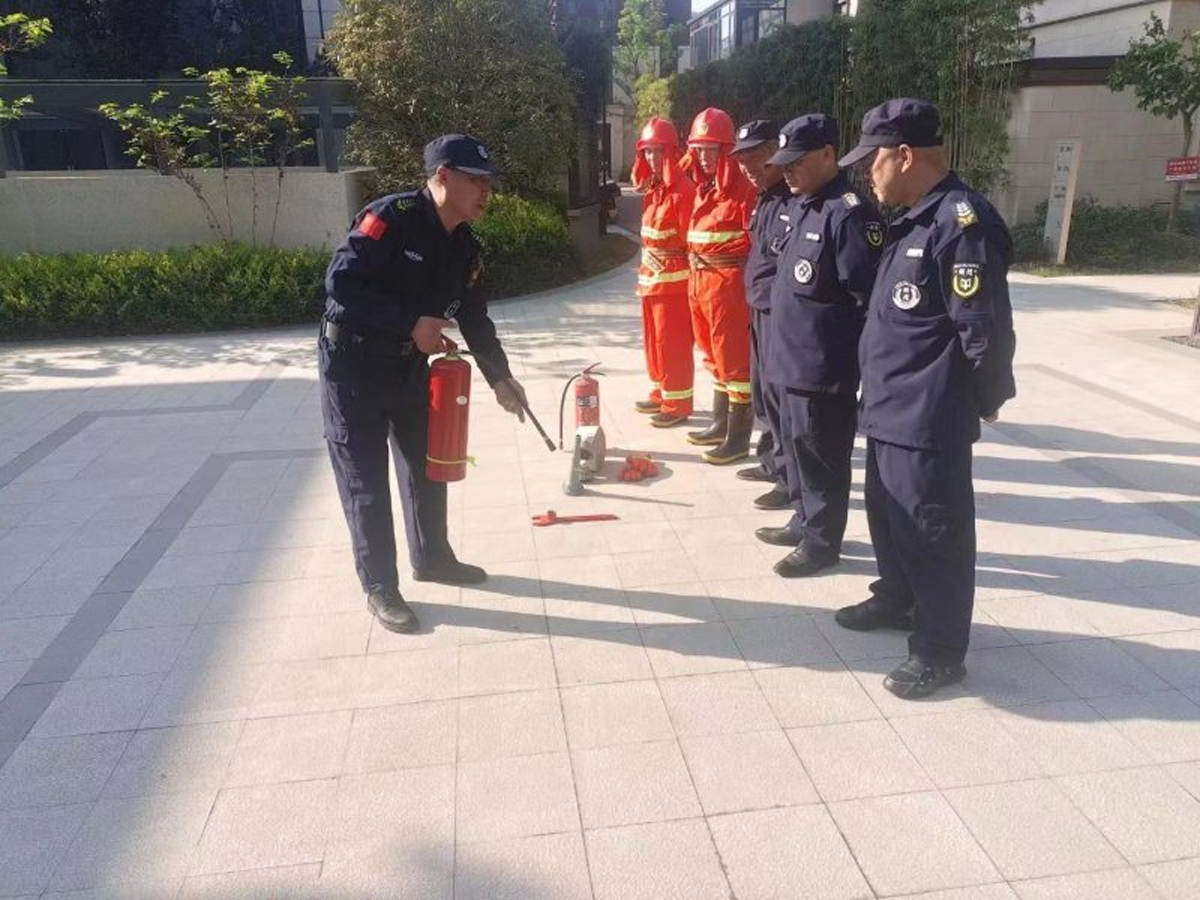 联利吴溪里安保服务